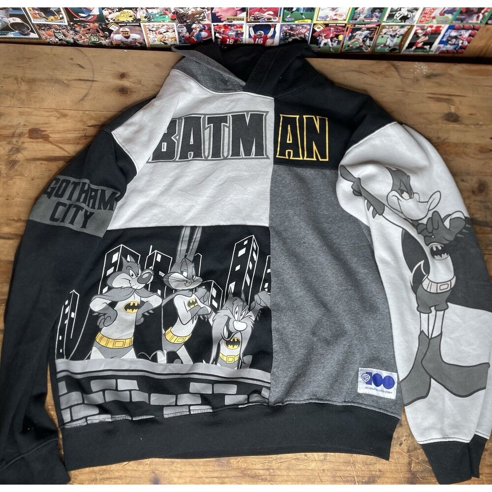 Looney Tunes x Batman Men's Graphic Hoodie Sweatshirt, Multicolor Size M(38-40)
